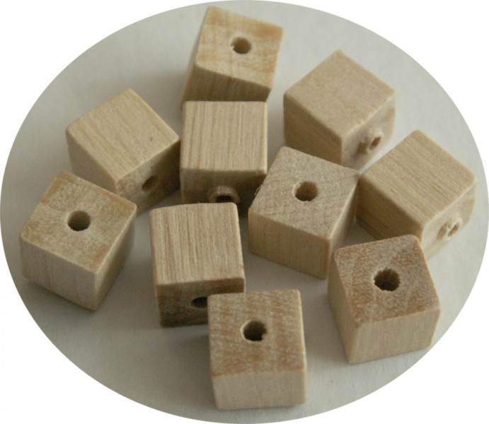 dřevěné kostky přírodní, 8mm - korálky