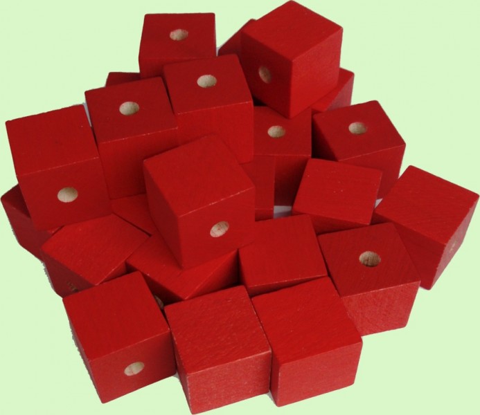 korálky dřevěné tříděné - kostka červená, 16mm